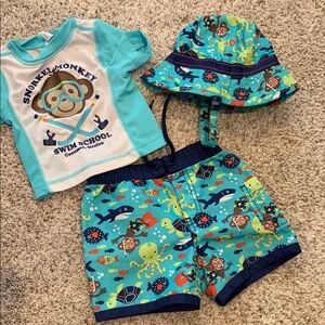 Old Navy Matching Set Green Rashguard and Sun Hat Swim Set
